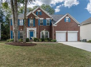 616 Birchwood Dr, Waxhaw, NC 28173