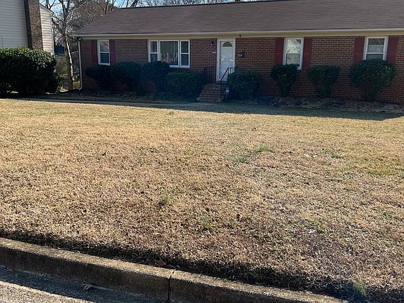 2nd image of 209 Celona Dr