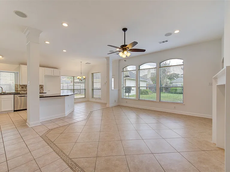 6015 Nash Creek Ct — Photo 12