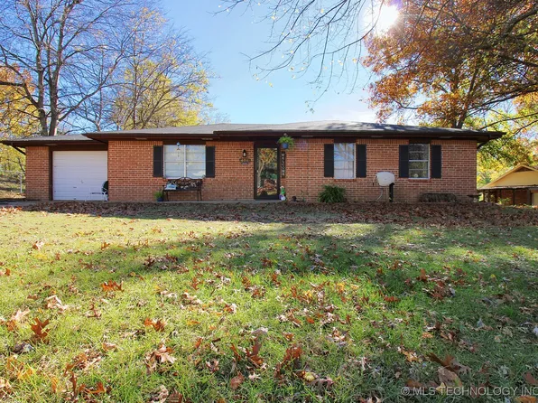 404 E Ross St, Tahlequah, OK 74464