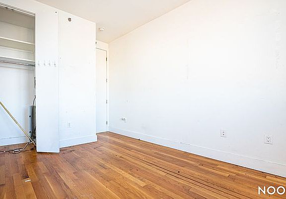 5th image of 26 Scholes St #2A