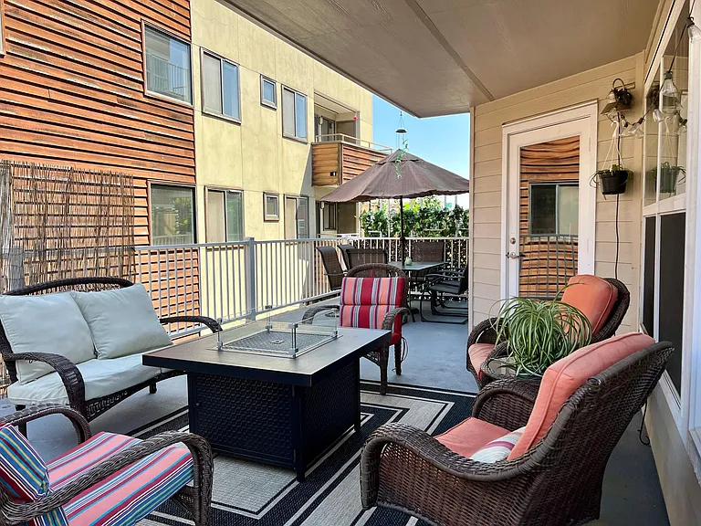 432 NE Ravenna Blvd #204 — Photo 14