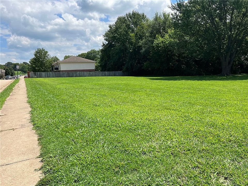 1st image of Mount Olive & Meadow Ct #1