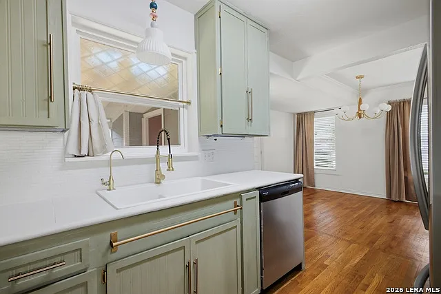 418 Nassau Dr — Photo 14