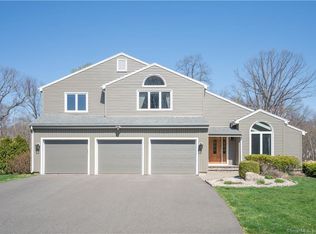 158 Wildermere Rd, Berlin, CT 06037