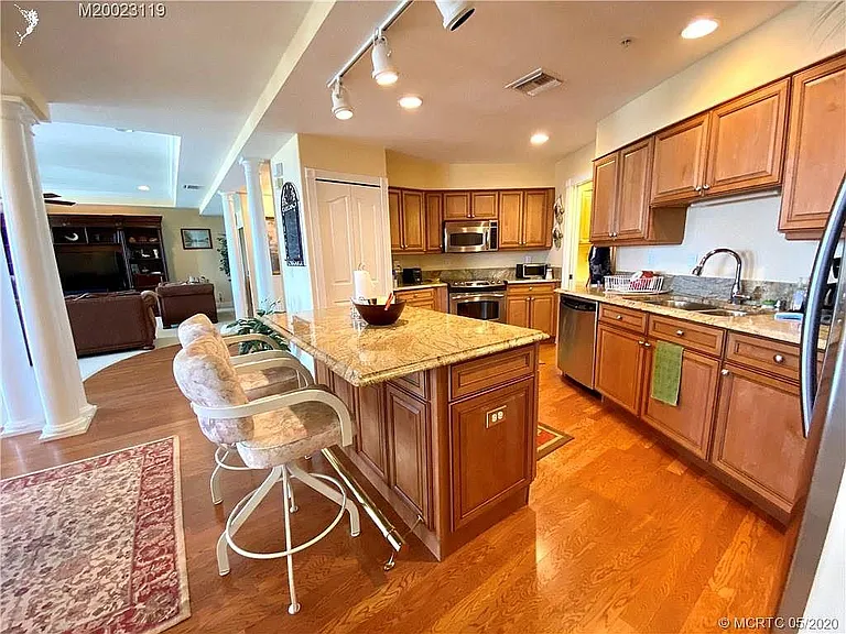 3744 NE Indian River Dr #B-302 — Photo 15