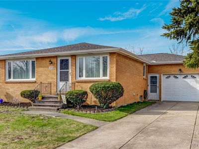 272 Carriage Park, Buffalo, NY, 14224