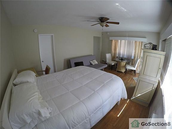 4th image of 101 SE 16th Ave APT 3