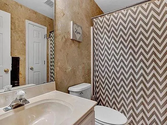 5514 Capulet Ct — Photo 17