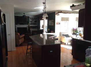 15 Knobb Hill Dr, Pittsford, NY 14534