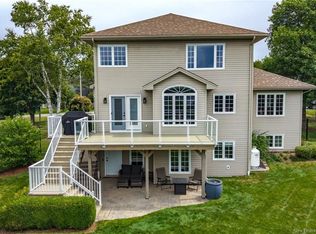 8 Aaron Ave, Quispamsis, NB E2E5B7