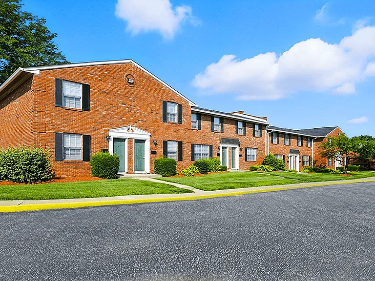 Ashton Pointe — Photo 15