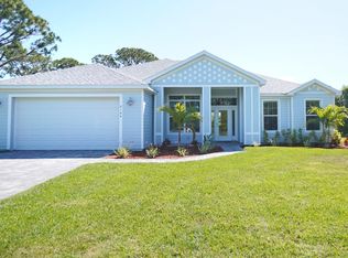 2144 S Courtenay Pkwy, Merritt Island, FL 32952