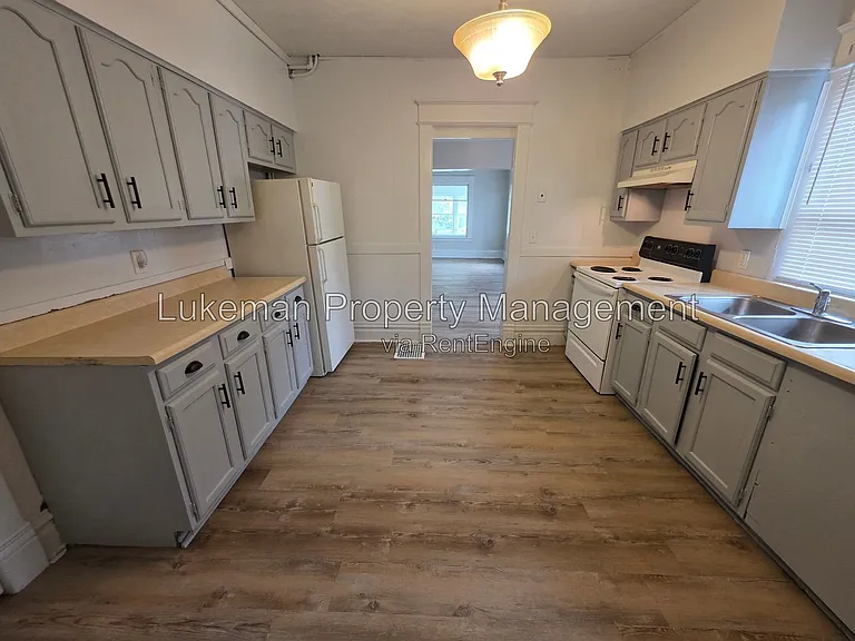 817 Egleston Ave #1 — Photo 6