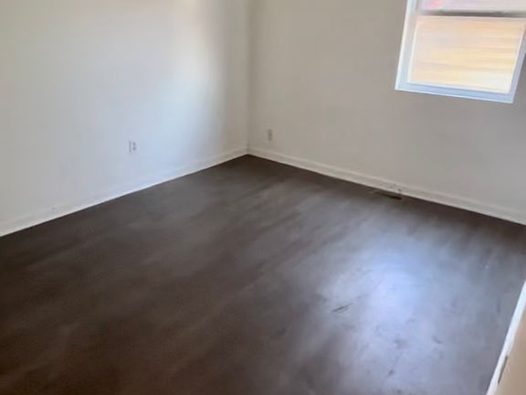 5th image of 306 N Elder Ave