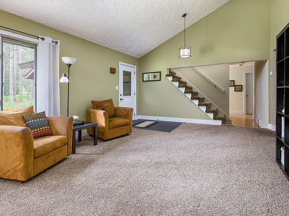 3rd image of 5563 Myers Lake Ave NE