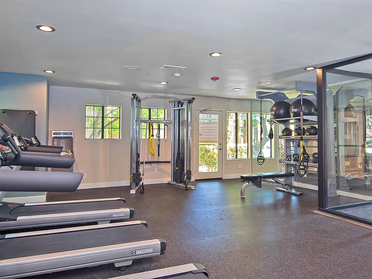 Creekside Alta Loma — Photo 15