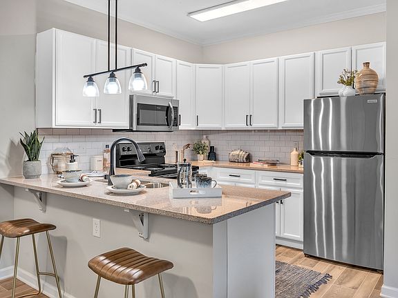 2nd image of 1747 Alexander Springs Ln #3010-012