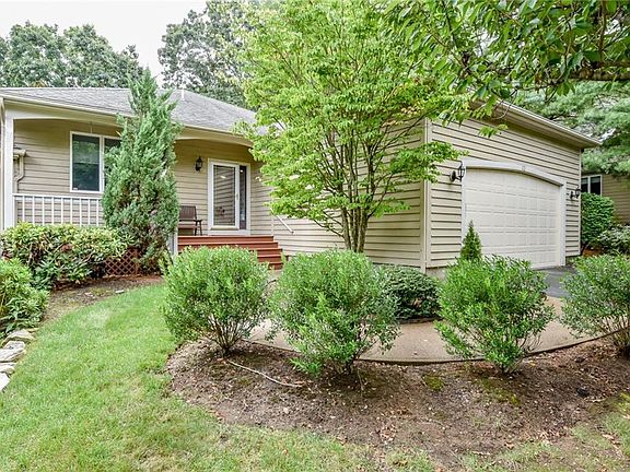 2nd image of 172 Pine Glen Dr