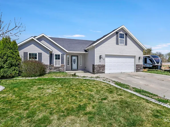 818 Pine St, Filer, ID 83328