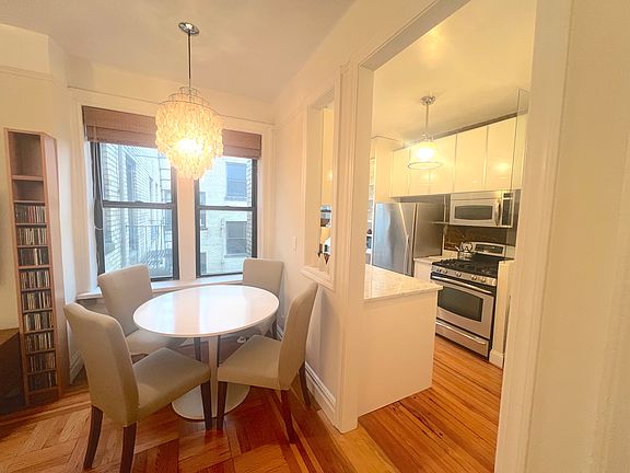 3rd image of 67 Morton St APT 6A