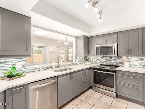 1833 W CITRUS Way, Phoenix, AZ 85015