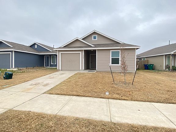 2nd image of 3523 Glover Peak Pl