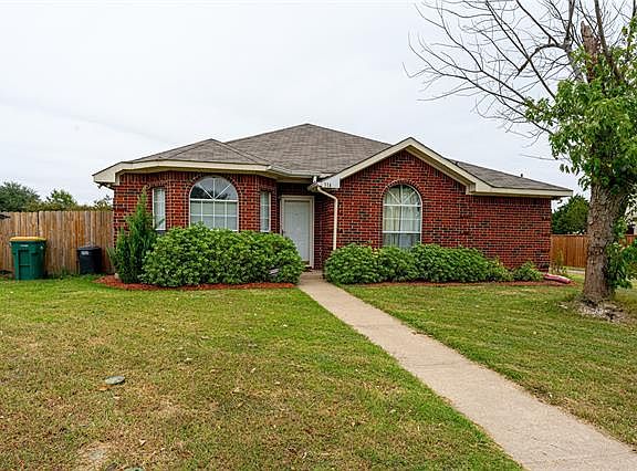 3rd image of 314 Kirk Ln