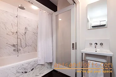 Rented by aptsandlofts.com