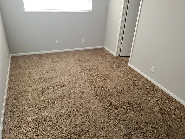 Stratford East Apartments — Photo 79