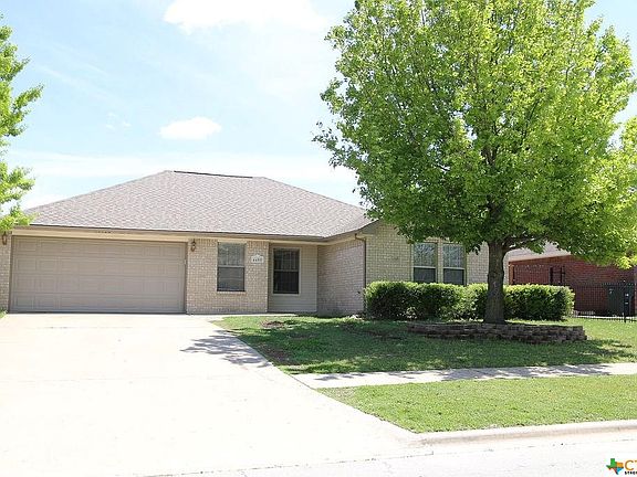2nd image of 4400 Bowles Dr