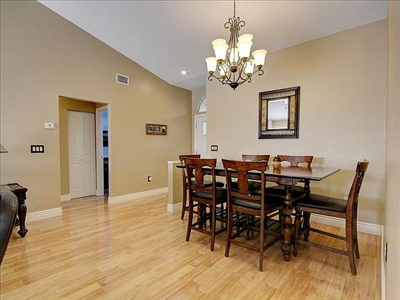 5th image of 13446 Beechberry Dr