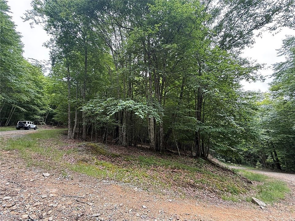 1st image of 139 Red Fox Lane