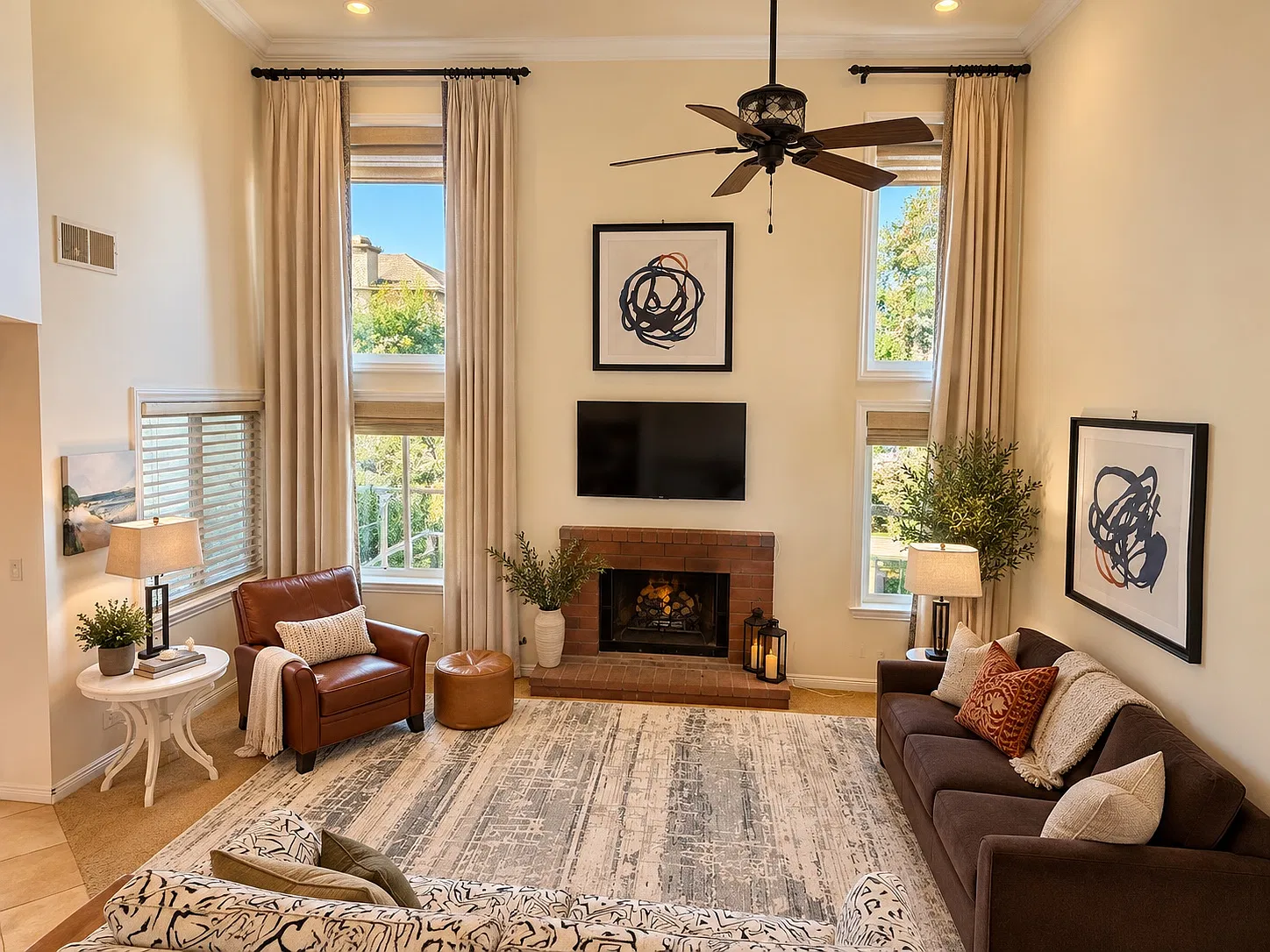25685 Lupita Dr — Photo 2