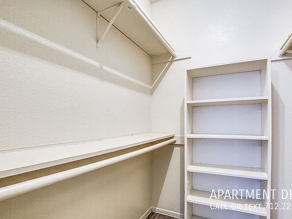 4th image of 316 White Cedar St #1832