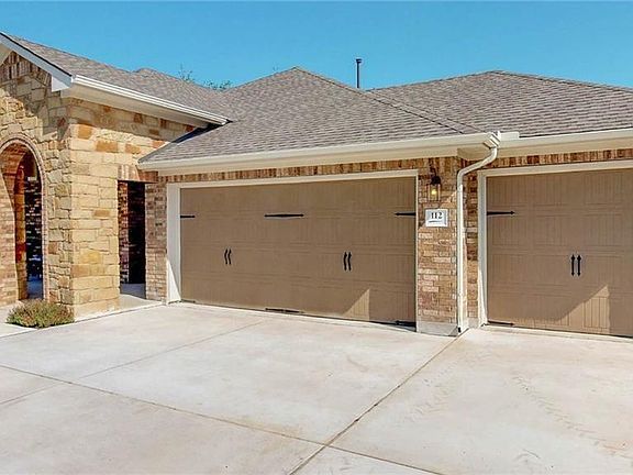 2nd image of 112 Cibola Dr