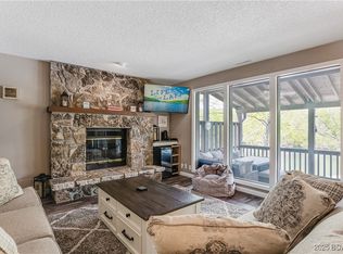 5676 Rockwood Ct, Osage Beach, MO 65065