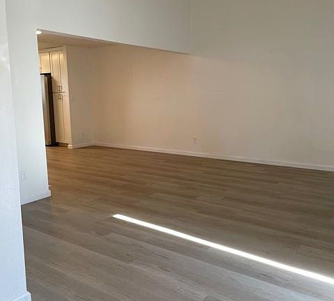 2nd image of 649 Beelard Dr