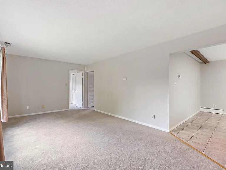 8005 Woodholme Cir — Photo 7
