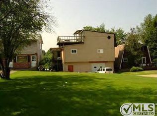 13 1/2 Hubbard Ln, Wheeling, WV 26003