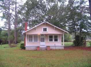 684 Cheshire Rd, Rocky Point, NC 28457