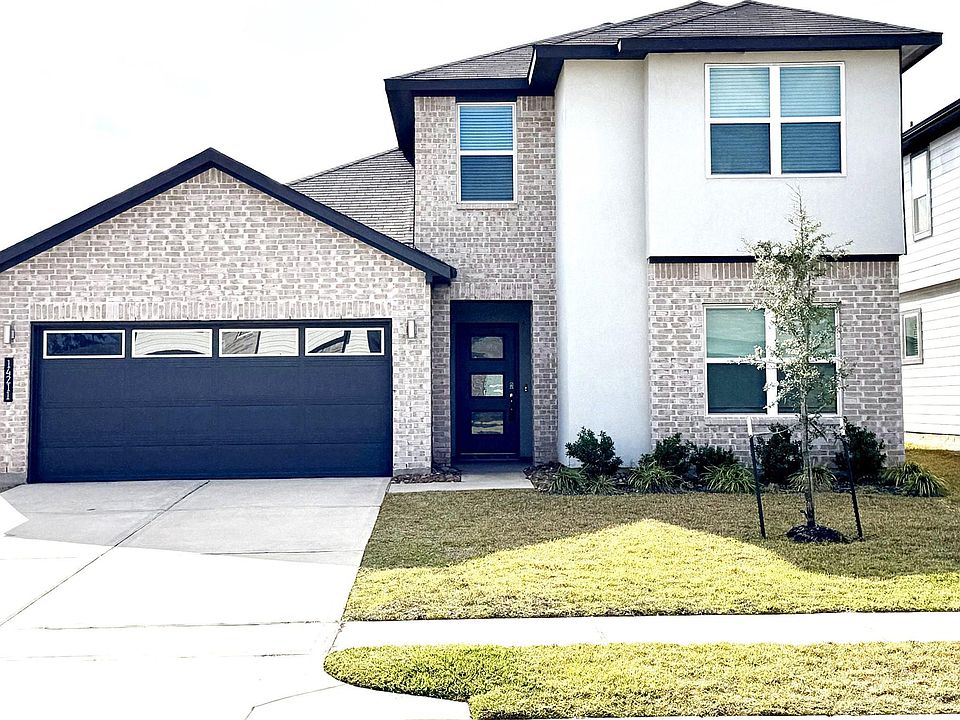 1st image of 14211 Black Canyon Ln