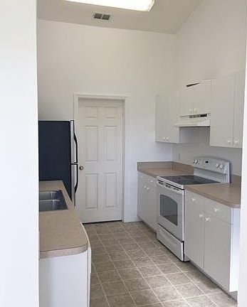 5th image of 1041 Graystone Ave