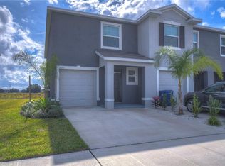 34332 Redwood Dawn Ln, Wesley Chapel, FL 33543