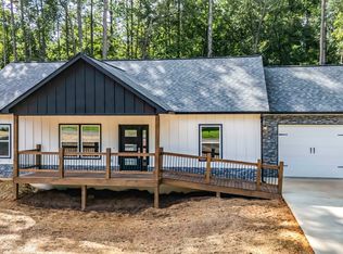 22 Summer Ct, Carrollton, GA 30116