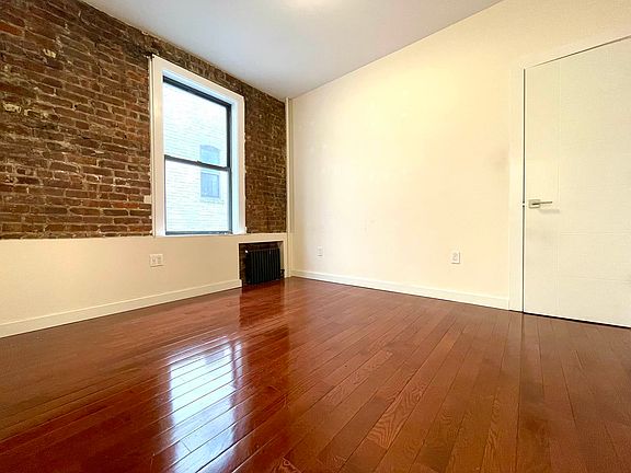 5th image of 1610 Bedford Ave #3B