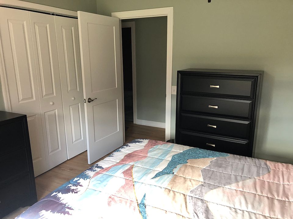 1st image of 12898 Lincoln Lake Ct