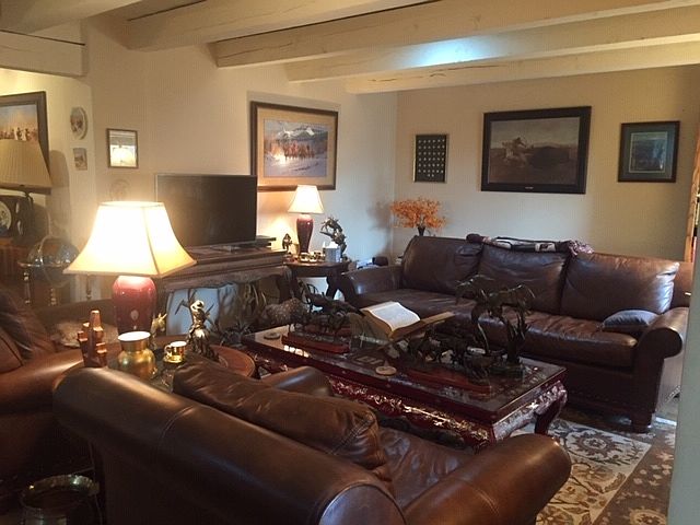 2nd image of 915 Los Lovatos Rd