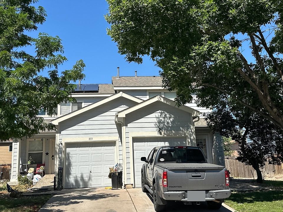 1st image of 833 Mockingbird St