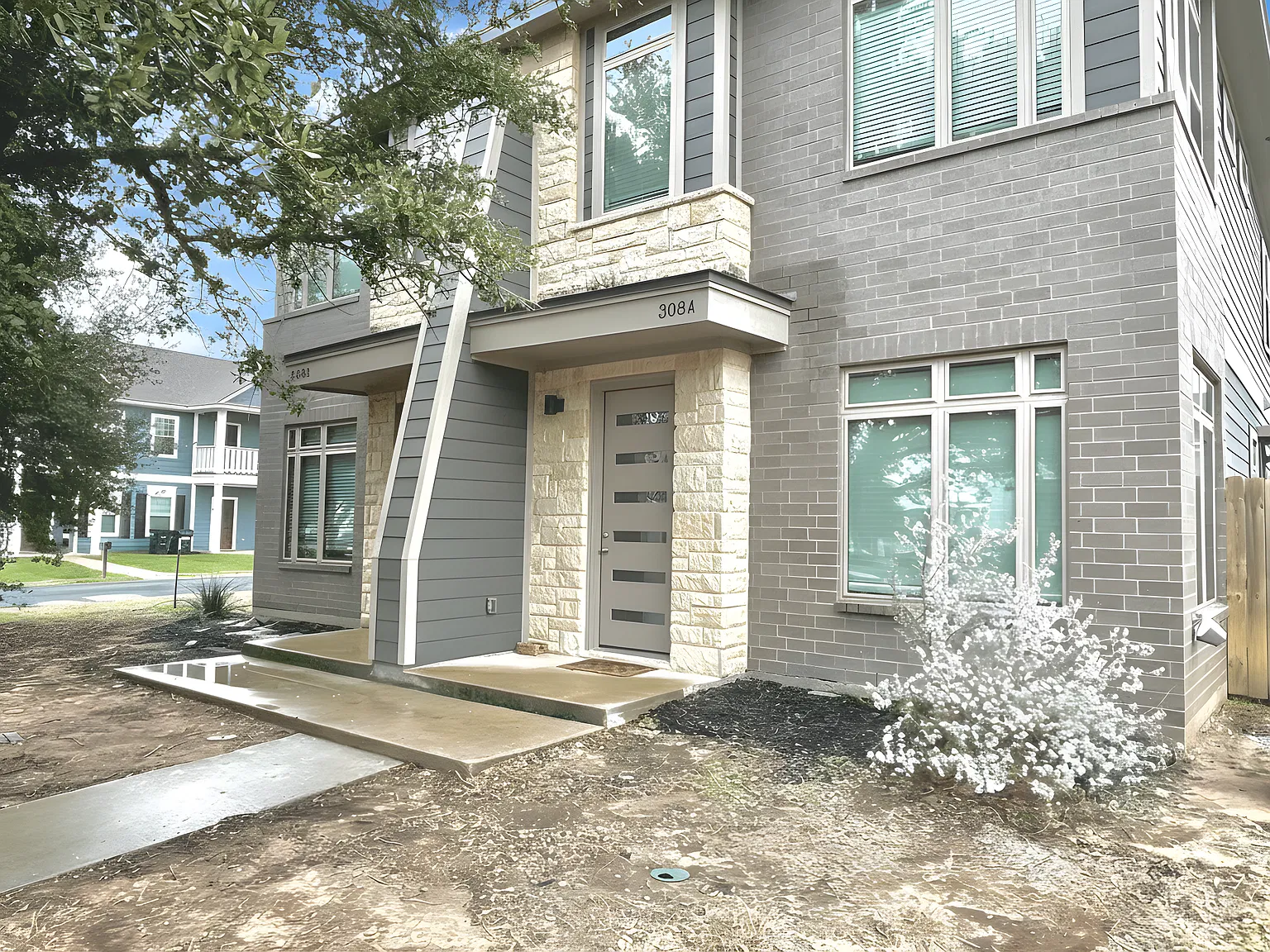 308 Poplar Unit A - 1 — Photo 2